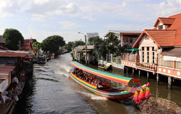 De-khlongs-van-Bangkok-Foto-Mark-Lieffers