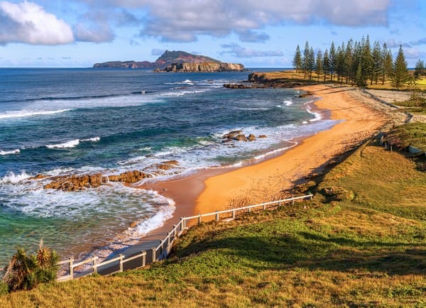 Norfolk,Island,,South,Pacific,,Australia:,Cemetery,Bay,,Fringed,By,Norfolk
