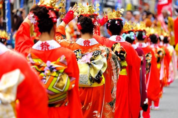 Tono-Festival-in-Japan-Foto-Shutterstock-