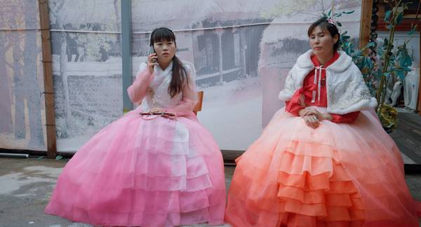 North-South-Man-Woman_VPRO_2025_still
