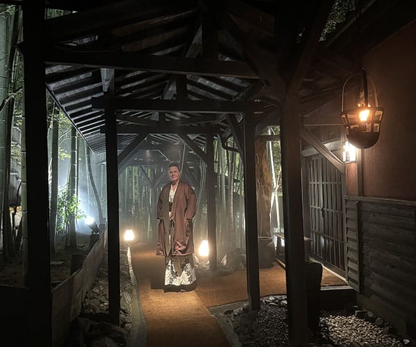 In de Japanse bamboeherberg (ryokan) Takefue